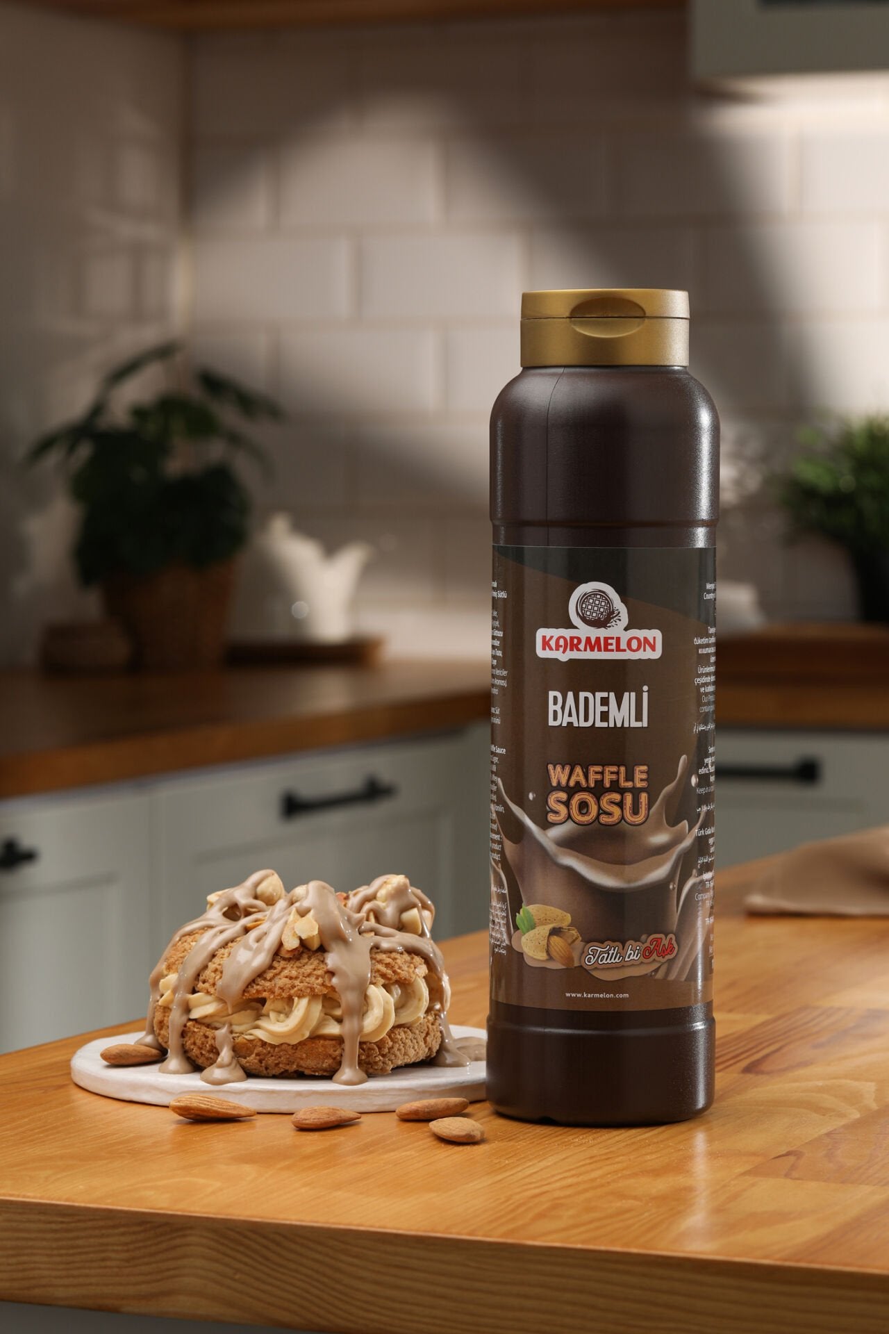 Bademli Waffle Sosu (1100 gr)